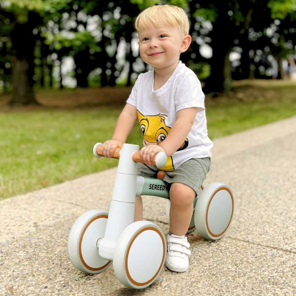 The Unique Benefits of Ride on Toys for Toddlers